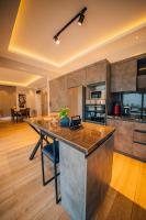 Kuchyň nebo kuchyňský kout v ubytování New Balturk Villas Sapanca