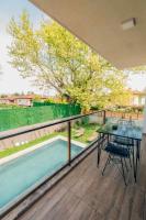 Balkón nebo terasa v ubytování New Balturk Villas Sapanca