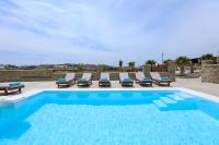 Bazén v ubytovaní The George Villas with Private Pool, close to Mykonos Town - Chora alebo v jeho blízkosti