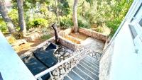 Vonkajšia záhrada v ubytovaní Nautilus-Bay Holiday home with 5 rooms, on the beach, for 2-9 persons