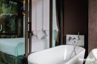 Postel nebo postele na pokoji v ubytování Saturays condo One Bedroom Suite 178