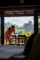 Beehouse Dijiwa Ubudにあるバルコニーまたはテラス