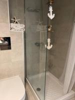 A bathroom at Luxury Central Apartment