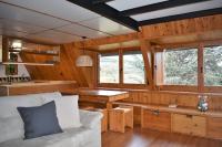 Posezení v ubytování El Chalet de Ger, cálida casa alpina en la Cerdanya
