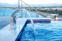 Bazén v ubytování Hotel Las Vegas nebo v jeho okolí