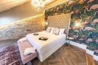 Posteľ alebo postele v izbe v ubytovaní Hospedium Hotel Barómetro de Camariñas