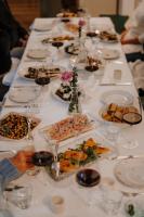 Jídlo v hotelu nebo okolí