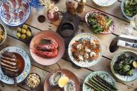 Φαγητό σε αυτό το ξενοδοχείο ή κάπου εκεί κοντά