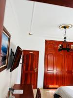Televízia a/alebo spoločenská miestnosť v ubytovaní HOTEL-FINCA Rural José Manuel 28pax