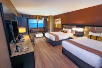 Ein Bett oder Betten in einem Zimmer der Unterkunft Golden Nugget Biloxi