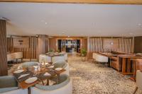 Posezení v ubytování Regenta Dehradun by Royal Orchid Hotels Limited