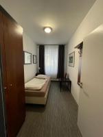 Postel nebo postele na pokoji v ubytování Apartments Gato Karlovy Vary Stara Role