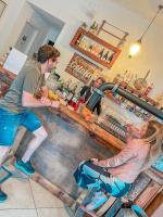 Hostia v ubytovaní Ennesima Osteria con Alloggio - Bike Hotel