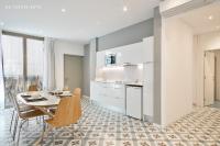 Kuchyň nebo kuchyňský kout v ubytování Uma Suites Sagrada Familia