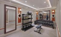 Great Scotland Yard Hotel, part of Hyattにあるフィットネスセンターまたはフィットネス設備