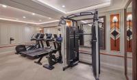 Great Scotland Yard Hotel, part of Hyattにあるフィットネスセンターまたはフィットネス設備
