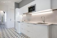 Kuchyň nebo kuchyňský kout v ubytování Uma Suites Sagrada Familia