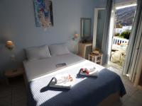 Posteľ alebo postele v izbe v ubytovaní Tasoula Guest House