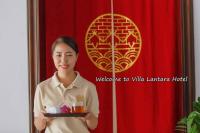 Členové personálu v ubytování Villa Lantara Chiangmai