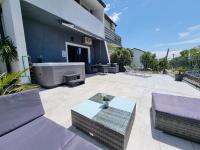 Posedenie v ubytovaní Holiday house with private pool and sauna