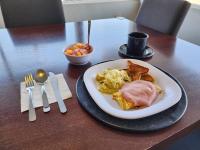 Jídlo v hotelu nebo okolí