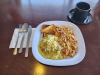 Jídlo v hotelu nebo okolí