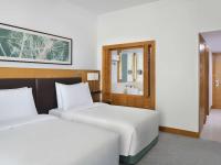 Ein Bett oder Betten in einem Zimmer der Unterkunft Mövenpick Hotel Jumeirah Beach