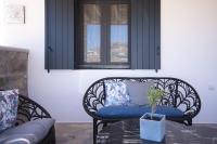A seating area at Alko Apartments