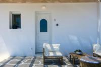 A seating area at Alko Apartments