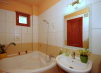 Kúpeľňa v ubytovaní Hellasz Apartman