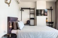 Posteľ alebo postele v izbe v ubytovaní apartamenty-wroc Old Town Residence