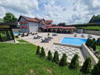 Bazén v ubytovaní Plitvice Palace alebo v jeho blízkosti