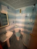 A bathroom at Florazar 2 Cullera
