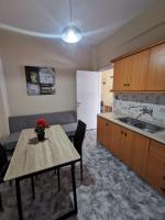 Kuchyňa alebo kuchynka v ubytovaní Greekhome Seaside Apartment