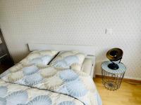 Lova arba lovos apgyvendinimo &#x12F;staigoje Appartement meubl&eacute; et r&eacute;nov&eacute; centre-ville Saint-Nazaire