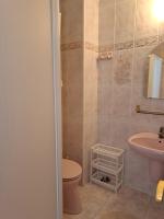 Łazienka w obiekcie EMMA Apartman Harkány
