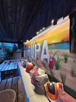 Jídlo v hotelu nebo okolí