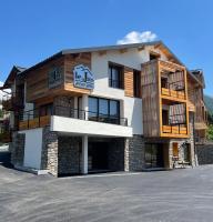 Budova, v ktorej sa apartmánový hotel nachádza