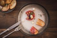 Φαγητό σε αυτό το ξενοδοχείο ή κάπου εκεί κοντά