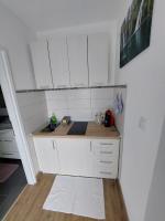 Kuchyňa alebo kuchynka v ubytovaní Studio apartman Marta