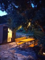 Plán poschodí v ubytovaní Secluded getaway tiny home - Skozanje bay, island Hvar