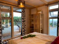 Posteľ alebo postele v izbe v ubytovaní La Casa del Vino, Lichtdurchflutete Villa mit Pool, atemberaubender Meerblick