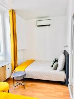 Posteľ alebo postele v izbe v ubytovaní 1 Bedroom flat with Balcony Cannes Center Croisette 6ppl