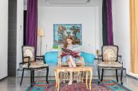 Serenity Boutique Suitesにあるシーティングエリア