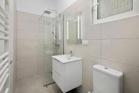 Kúpeľňa v ubytovaní Karia Holiday Home