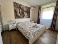 Posteľ alebo postele v izbe v ubytovaní GENUAR APARTMENTS MALAGA CENTER. FREE PARKING
