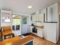 Kuchyň nebo kuchyňský kout v ubytování Holiday Home Esben - 350m from the sea by Interhome