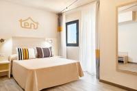Postel nebo postele na pokoji v ubytování tent Torremolinos