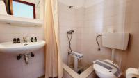 A bathroom at Cactus rooms