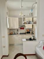 Kuchnia lub aneks kuchenny w obiekcie Queen House Venezia